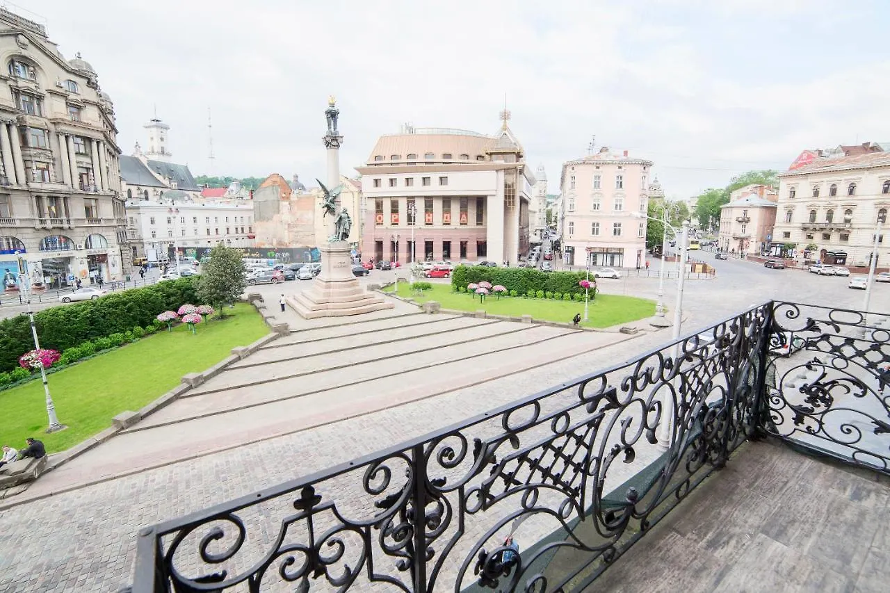Miskevycha Square 5A Apartment- View Of The Center Of Lviv With A Balcony Apartment